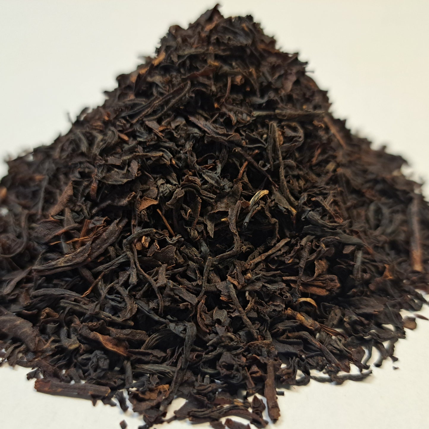 Mosambik OP Musta tee 50g